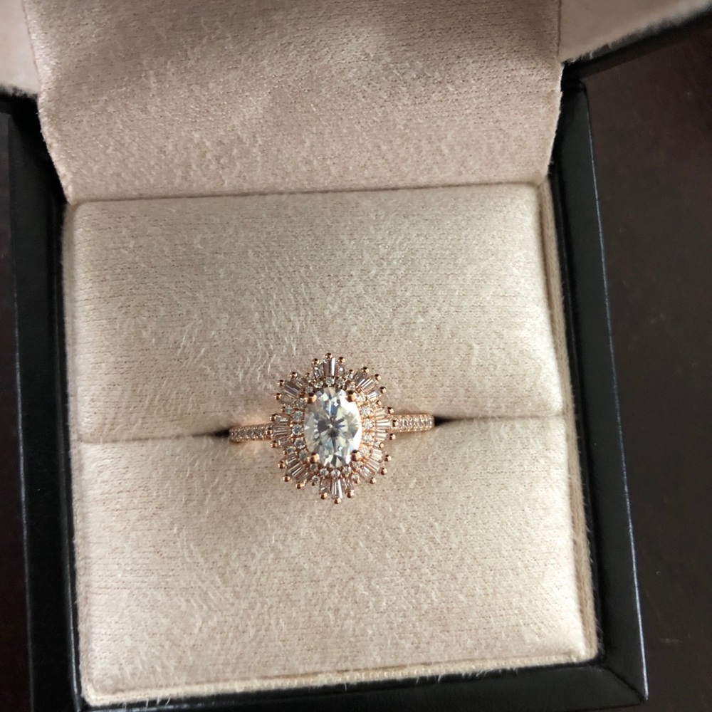 Noble Yates rose gold and moissanite ring size 8